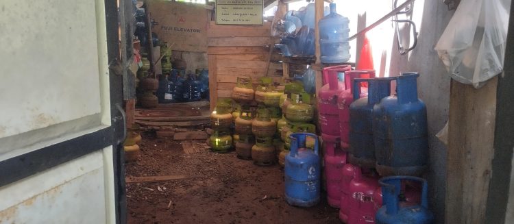 Langka Gas Elpiji Kg Di Lampung Utara Capai Rp Ribu Per Tabung