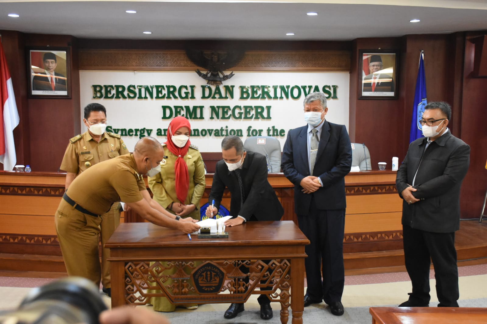 Atasi Sampah dan Banjir, Pemkot dan Unila Teken MoU