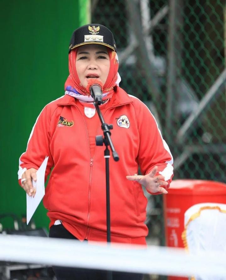 Bupati Winarti Buka Tournamen Tenis Lapangan “Bupati Cup 2022” di Polres Tuba