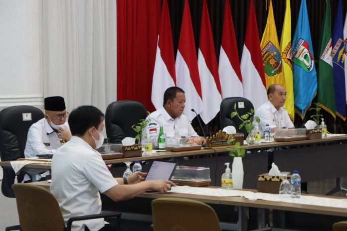 Gubernur Arinal Ikuti Pembahasan Revitalisasi TMII dan Evaluasi Anjungan Milik Pemprov Bersama Kemensetneg