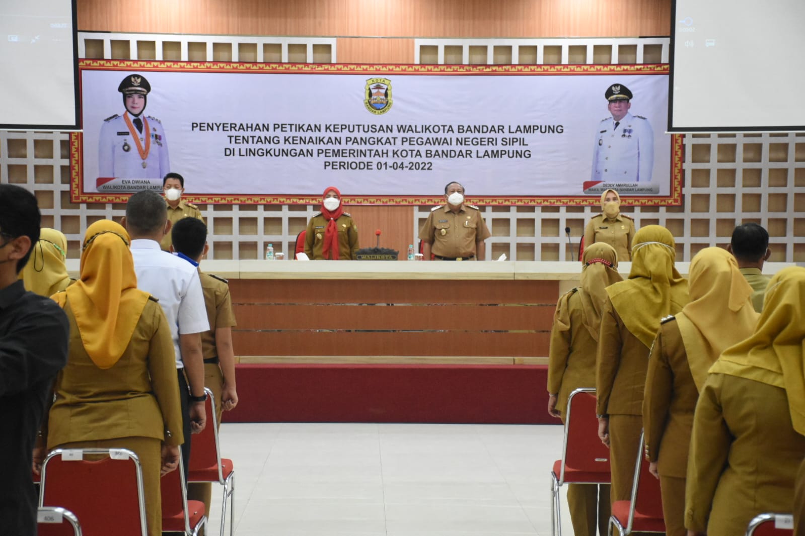 Sebanyak 670 PNS Naik Pangkat, Walikota Eva Dwiana Minta Pegawai Optimalkan Kinerja