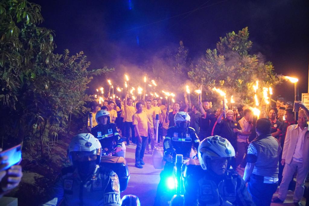 Bupati Musi Ahmad Lepaskan 1000 Pawai Obor