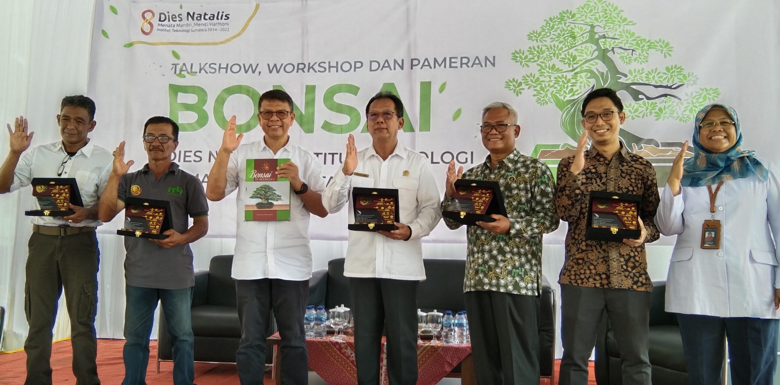 Pameran Bonsai Semarakkan Dies Natalis ke-8 Institut Teknologi Sumatera