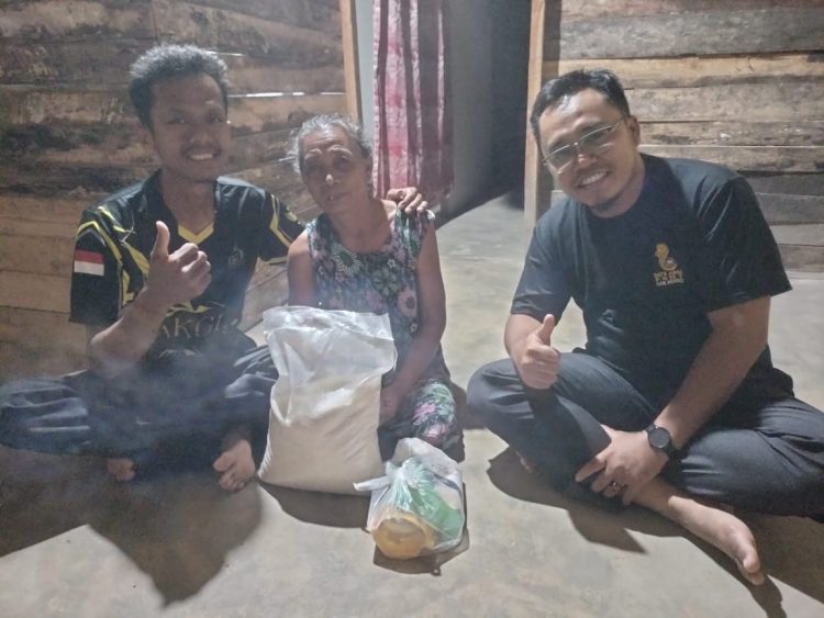 Komunitas Kicau Mania AKGL Wayserdang Mesuji Berbagi Kasih Kepada Kaum Dhuafa