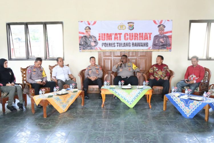 Kapolres Tulang Bawang Terima Tujuh Aduan Saat Gelar Jum’at Curhat di Tunggal Warga