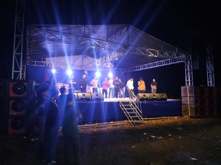 Polres Tulangbawang Hentikan Pesta Orgen Tunggal Syla Music.