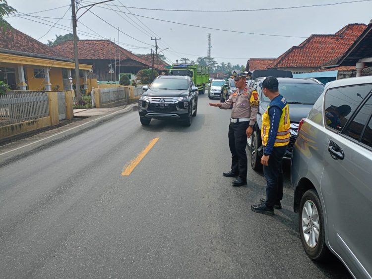 Polres Lampung Utara Bersama BPJN Lampung Survey, Jalan Rusak