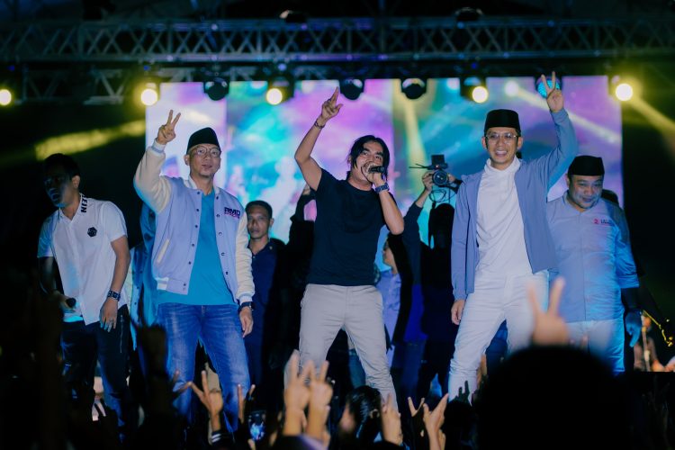 Mirza dan Egi Ajak Ribuan Warga Lampung Selatan Bersholawat