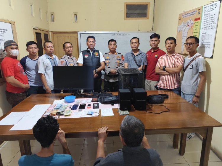 Akibat Judi Online, Dua Warga Tanjung Aman Diamankan Polres Lampung Utara