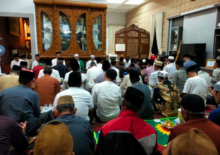 Ribuan Jama’ah Pengajian Tubaba Do’akan Kemenangan Paslon NONA