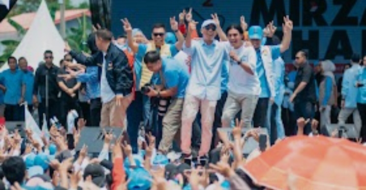 Kampanye Akbar Mirza-Jihan di PKOR Way Halim Meriah dengan Kehadiran Artis dan Tokoh Lampung