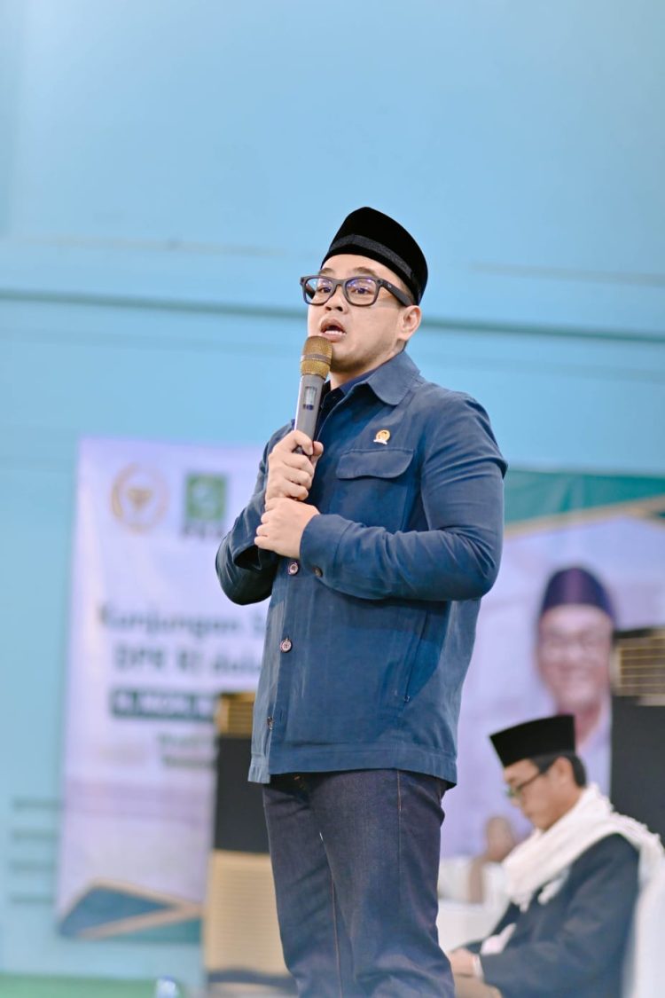 PKB Peduli di Tanggerang, Silaturahmi dan Beri Santunan 1000 Anak Yatim Piatu