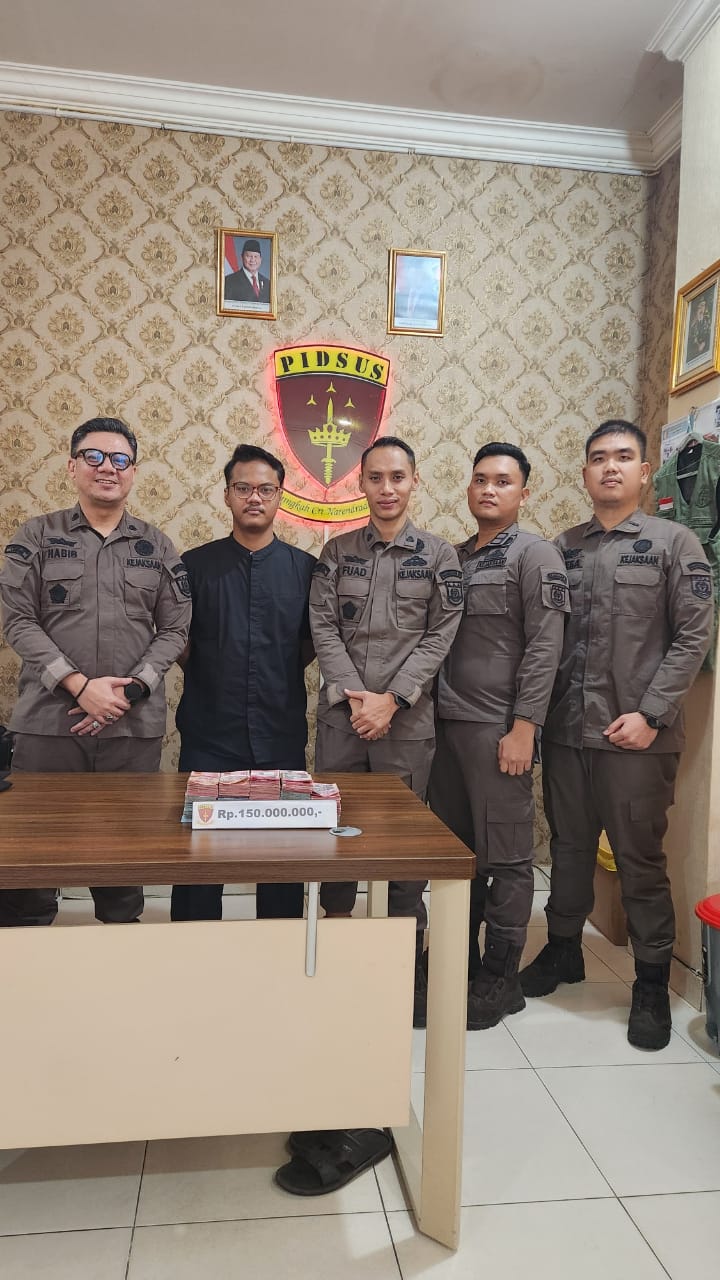 Dugaan Korupsi PKBM, Keluarga Paijo Serahkan Uang Titipan Kerugian Negara pada JPU Kejari Tuba