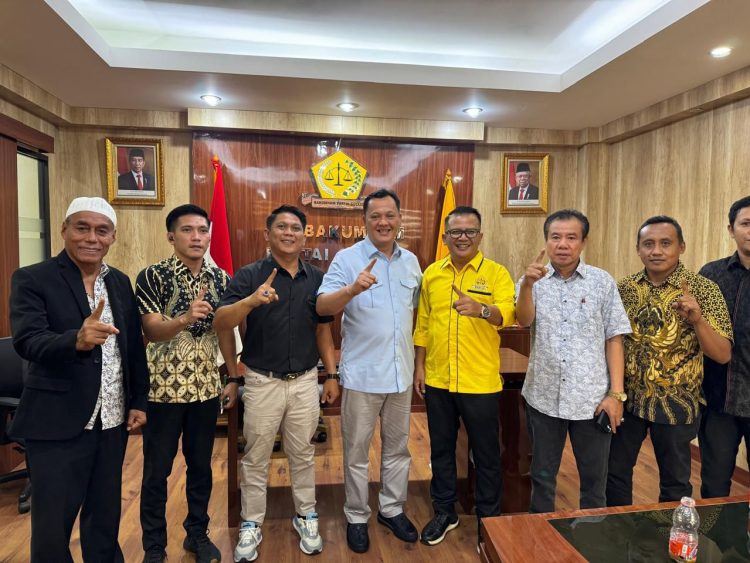 DPP Demokrat Dan Golkar Siap Pasang Badan untuk Aries Sandi Di MK
