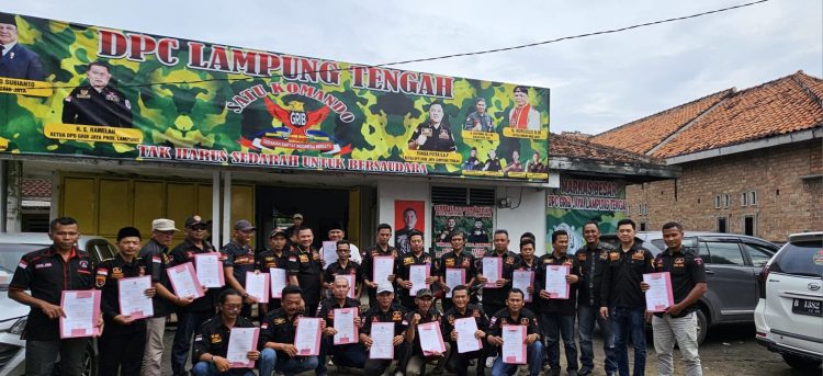 Yunisa Putra Hadiri Deklarasi dan Penyerahan SK DPC GRIB Jaya selalu PAC Lampung Tengah