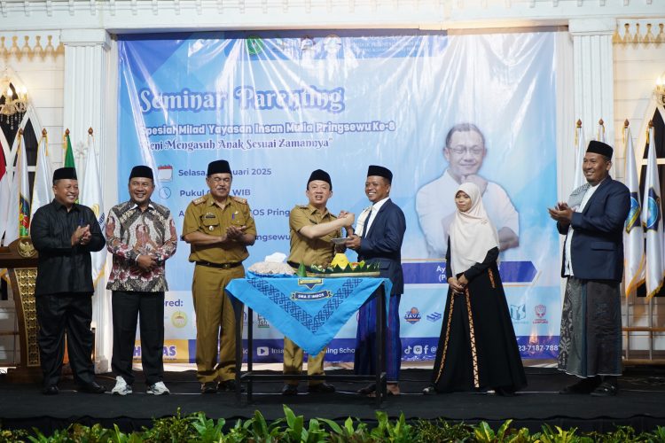 Dibuka Pj Bupati Pringsewu, Yayasan IMBOS Gelar Seminar Parenting