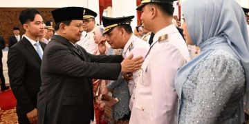 Bambang Iman dan M. Rafieq Adi Dilantik Presiden Prabowo Lantik Sebagai Walikota dan Wakil Walikota Metro