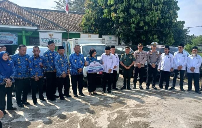 BAZNAS Bersama Pemkab Way Kanan Dan Kementerian Agama Salurkan 2.350 Paket Sembako