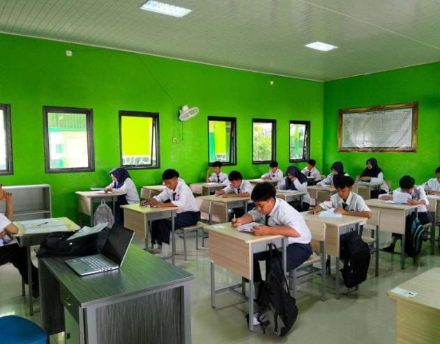 Berbeda, Pelaksanaan LUM di MTs N 1 Way Kanan TA 2024/2025