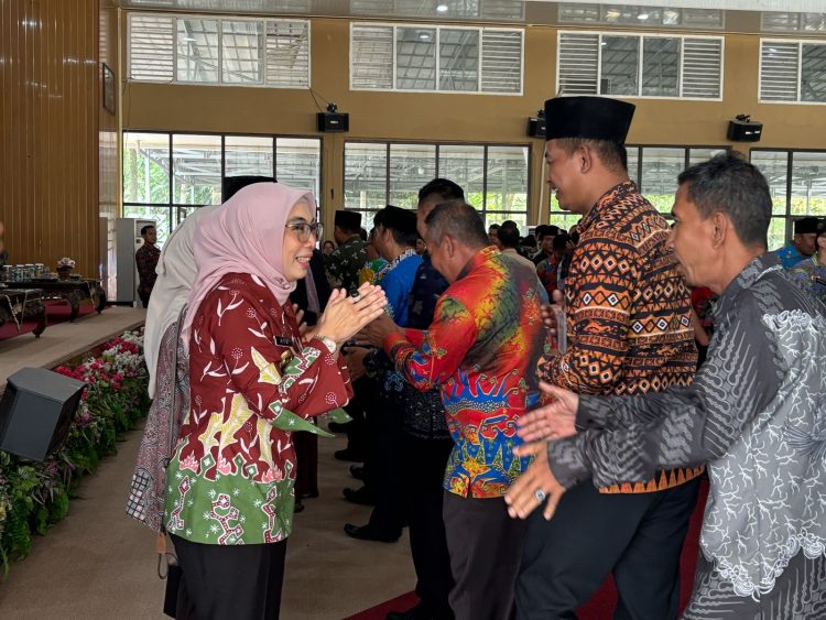 Pemerintah Kampung Karang Umpu Salurkan BLT Dana Desa