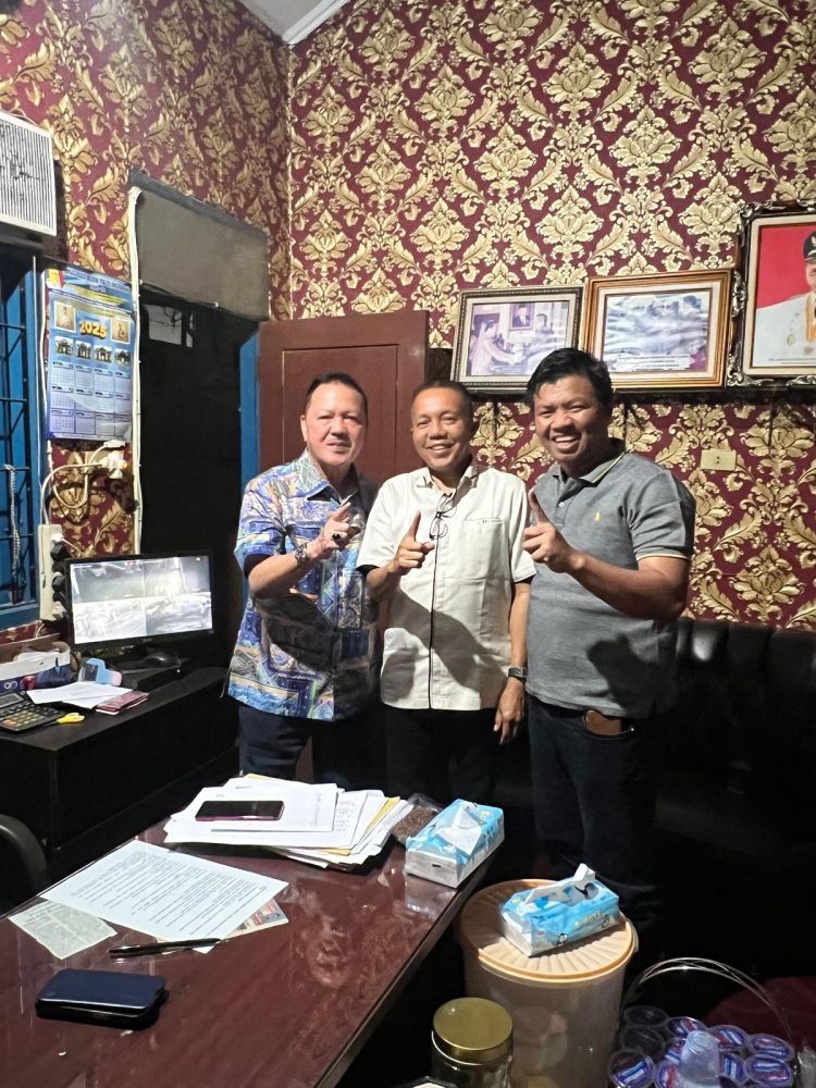 Mance Berikan Doa Restu Dan Dukungan untuk Paslon 01