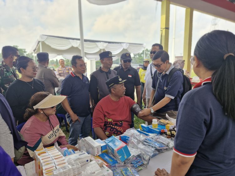 Wabup I Komang Koheri Peringati Hari Buruh Nasional