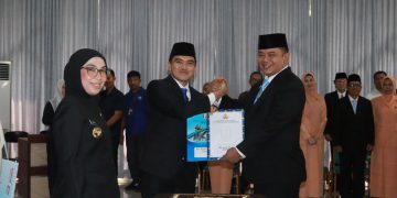 Bupati Ayu Asalasiyah Melantik Machiavelli HT sebagai Sekretaris Daerah Kabupaten Way Kanan