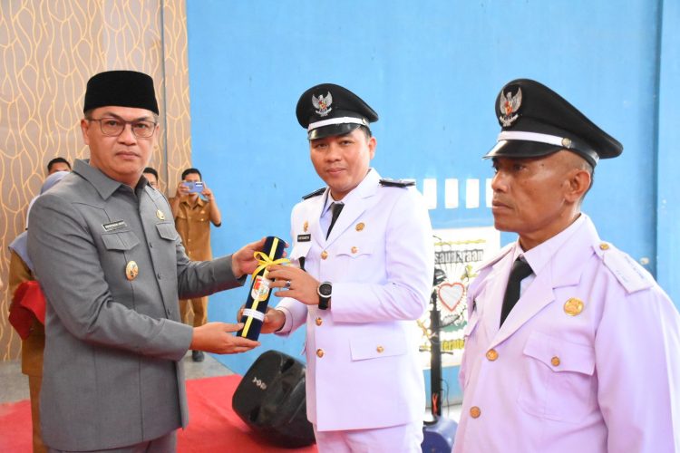 Bupati Novriwan Jaya Lantik Tiga Penjabat Kepalo Tiyuh Tubaba