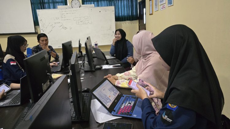 Polinela Bersama TEFA Sukses Gelar PKM Bertajuk “Optimalisasi Pelaporan SPT Tahunan: Mewujudkan Kepatuhan Pajak Melalui Edukasi dan Pendampingan Pengisian SPT Tahunan”