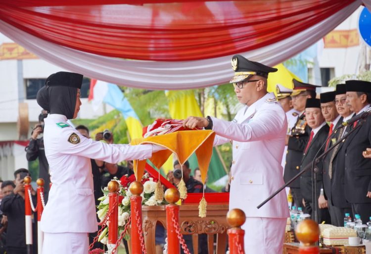 Jadi Inspektur Upacara, Gubernur Mirza Ajak Masyarakat Lampung Jadi Pelaku Utama Pembangunan
