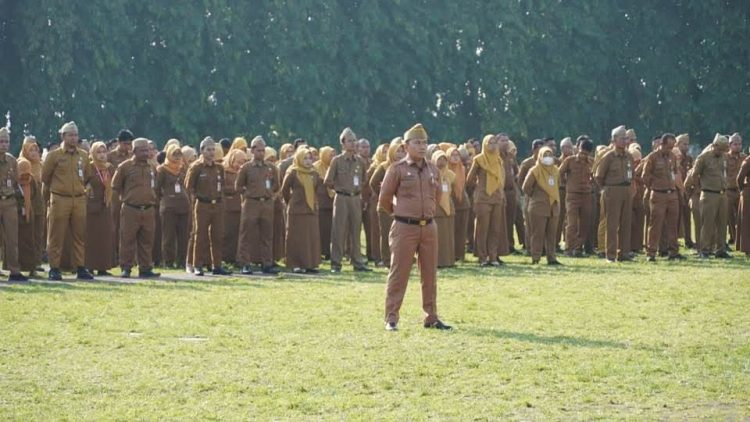 Gubernur Dorong Penggunaan Dana Desa untuk Program Produktif Agar Pertumbuhan Ekonomi Desa Lebih Cepat