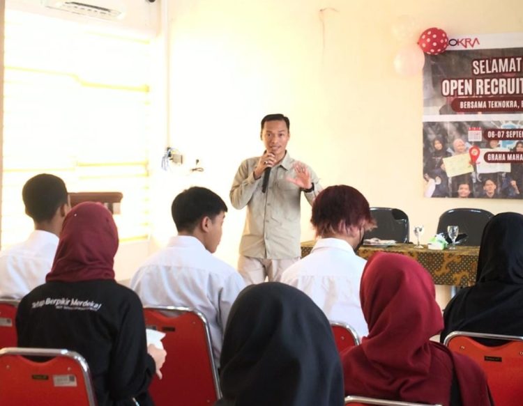 Ketua IWO Lampung Ajak Calon Magang Jadi Kru Profesional dan Cinta Organisasi