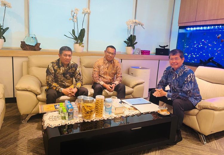 Pemkab Lampura Ajukan Hibah Mobil Damkar Ke Pemprov Dki Jakarta