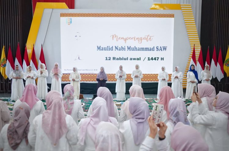 Peringatan Maulid Nabi Jadikan Momentum Perkuat Peran Perempuan dalam Pembangunan Daerah