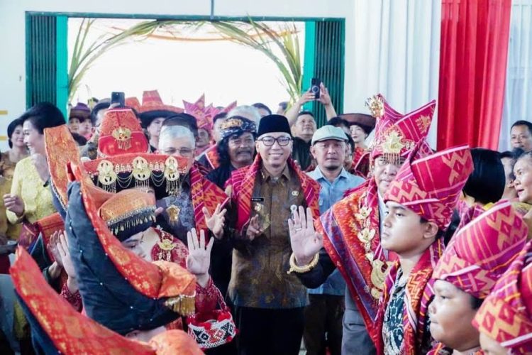 Gubernur Mirza Ajak Generasi Muda Lestarikan Budaya