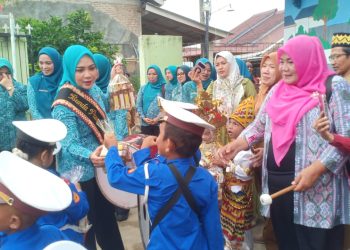 Ketua TP PKK Lampung Resmikan Desa Sukajaya Lempasing Menjadi Desa TAPIS