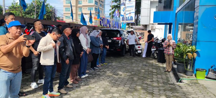 Sekdaprov Marindo Melepas Ratusan Wartawan Ke Banten Acara HPN