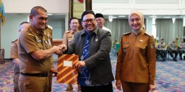 Pemprov Lampung Sabet Penghargaan Dari Ombudsman dengan Predikat Kualitas Tertinggi