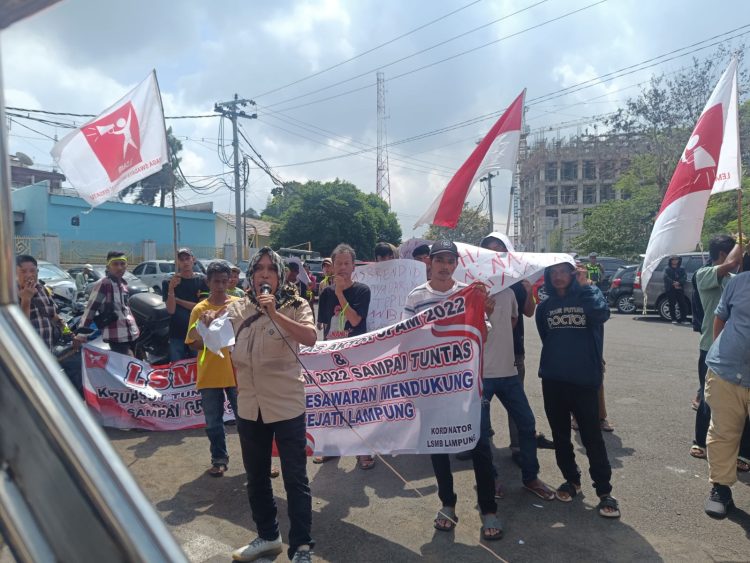 Kasus Korupsi SPAM Pesawaran, LSMB Geruduk PN Minta APH Amankan Oknum Diduga Pemalsu Dokumen Proyek